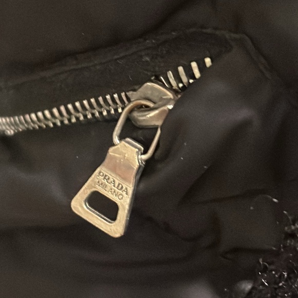 Ladies Prada Nylon Puffer Jacket with Fur Trim Hood - Picture 7 of 15